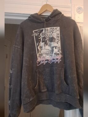 Faded Rose Gray Choose Yourself Skull Graphic Hoodie